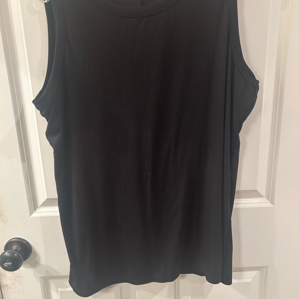 Women’s Lane Bryant Black Tank Top Classic Sleeveless Design Size 26/28
